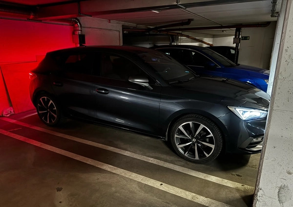 Seat Leon cena 49200 przebieg: 42000, rok produkcji 2020 z Wrocław małe 92